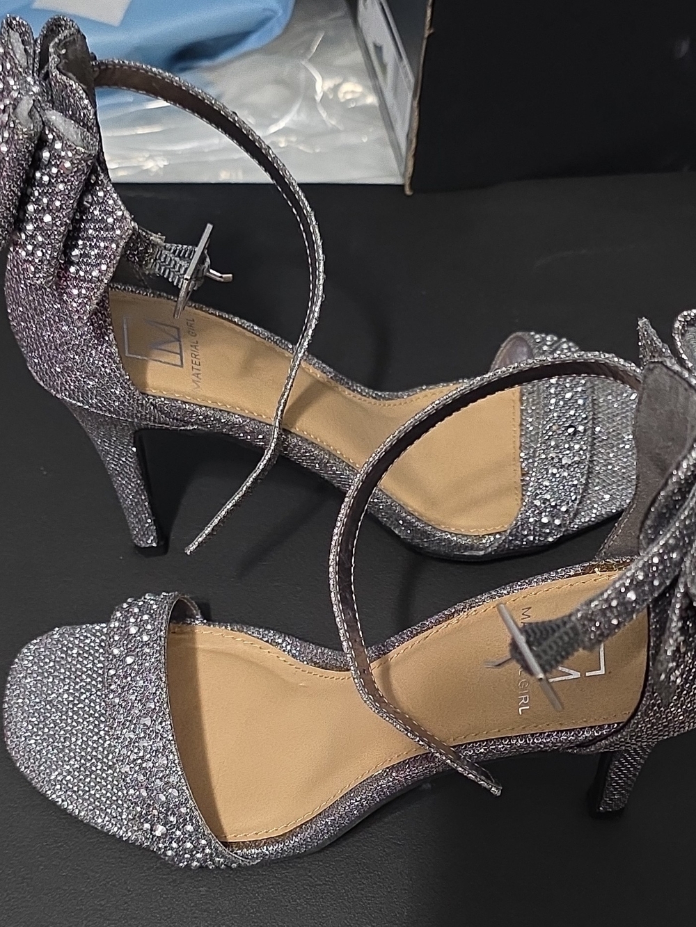 NEW Material Girl Rhinestone Bow Heels – Size 6.5